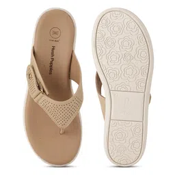 hush puppies Women's Casey Thong Slipper image 5