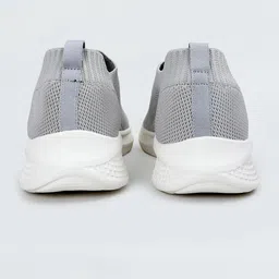 max Men Mesh Shoes image 3