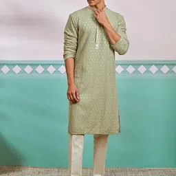 vastramay Men's Rayon Kurta And Pyjama Set - This men's kurta, pant set exudes elegance with its intricate design and sophisticated color palette. image 2