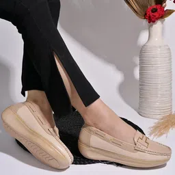 shoetopia Women's Slip-On Loafers image 3