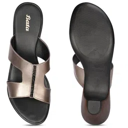 bata Women's Slipper Mule image 4