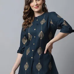 pistaa's Women's Viscose Printed Short Kurti image 2