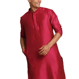 vastramay Men's Cotton Blend Kurta | Kurta for Festivals - Stylish, Comfortable, and Easy-Care - Perfect for Celebrations and Cultural Events, Navratri & Diwali image 2