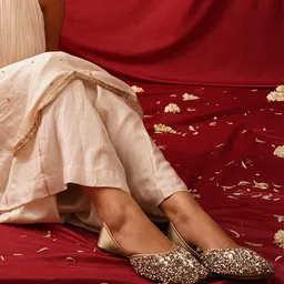 jm looks Women Jutti | Designer Stone-Embellished Punjabi Mojari for Women Weddings & Festivals Occasions image 3