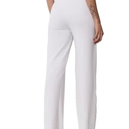 kotty Women's Regular Fit Mid Rise Pants image 5