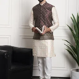 sojanya (Since 1958 Men's Silk Blend Kurta and Pyjama with Nehru Jacket image 2