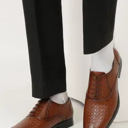 teakwood leathers Mens's Patterned Texture Leather Formal Shoes, Lace-Up Work Leather Shoes for Men image 3