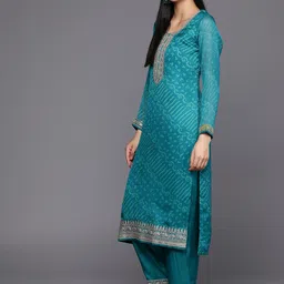 libas Women's Printed Poly Chiffon Straight Kurta Trouser With Dupatta Set image 2