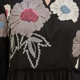 ZUMMER Embroidered Tunic With Trousers Co-Ords image 5