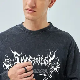 Bewakoof Official S.W.Smiley Merchandise S.W.Smiley Men's Black Chaos Graphic Printed Oversized Acid Wash T-Shirt image 5