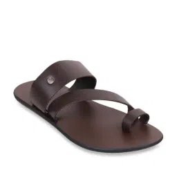 Mochi Men's Brown Toe Ring Sandals-picture-26