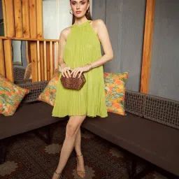 KASSUALLY Green Textured A Line Dress image 4