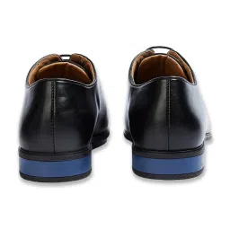 Code by Lifestyle Men's Black Oxford Shoes image 4