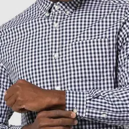 GAP Men Gingham Checked Button-Down Collar Casual Shirt image 5