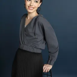 Forever 21 Dark Grey Regular Fit Hoodie image 4