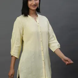 Aurelia Yellow Woven Pattern Straight Short Kurti image 4
