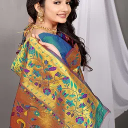 SHUBHKALA Sea Green Silk Woven Saree With Unstitched Blouse image 4