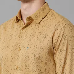 CAVALLO by Linen Club Yellow Slim Fit Printed Cotton Linen Shirt image 4