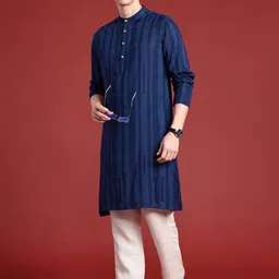 Anouk Men Polka Dot Printed Pure Cotton Kurta image 4
