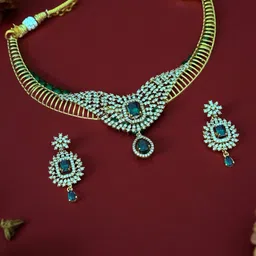 Anouk Gold-Plated Crystals Studded Jewellery Set image 5