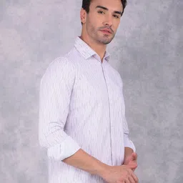 Crimsoune Club Men Smart Spread Collar Abstract Printed Cotton Slim Fit Casual Shirt image 4