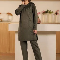 KIZA Women Ethnic Motifs Embroidered Night suit-image-53