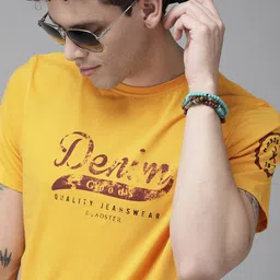 Roadster Men Yellow Printed Round Neck Pure Cotton T-shirt-picture-31