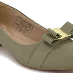Van Heusen Women's Green Casual Pumps image 4