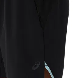 Asics Men's Performance Black Actibreeze Woven 7in Shorts image 4