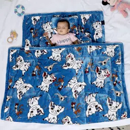 Monte Carlo Blue & Blue Set of 5 Cartoon Characters Blanket-picture-17