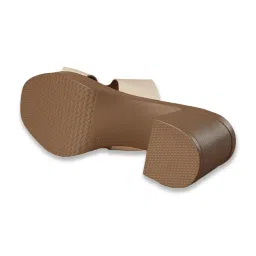 Code by Lifestyle Women Beige Slides image 4