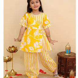 AJ Dezines Cotton Woven Half Sleeves Floral Printed & Gotta Lace Embellished Kurti Pant Set - Yellow-image-68