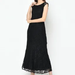 Latin Quarters Black Textured Midi Dress image 4