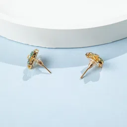 Niscka 24KT Gold-Plated American Diamond-Studded Star Shaped Jewellery Set image 3