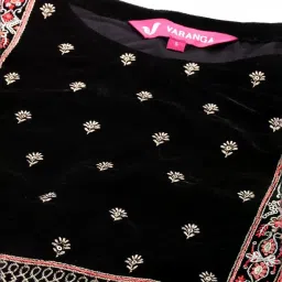 Varanga Black Embroidered Kurta Pant Set With Dupatta image 4