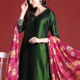 Anouk Tyohaar Collection Sequinned Kurta with Trousers & Dupatta image 4