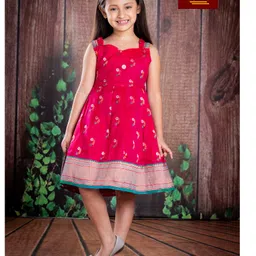 Bhartiya Paridhan Silk Woven Sleeveless Pleated Ethnic Dress with Floral Print - Red-picture-15