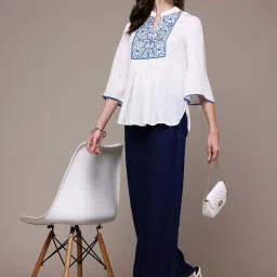 Label Ritu Kumar White Relaxed Fit Embroidered Top image 4