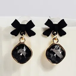 kazare Set Of 2 Gold Plated Contemporary Drop Earrings image 3