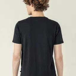 DAMENSCH Round Neck Short Sleeve T-Shirt image 3