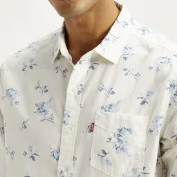 Levi's White Cotton Slim Fit Floral Print Shirt image 4