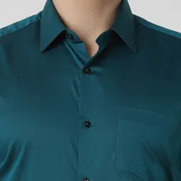 Van Heusen Green Cotton Regular Fit Shirt image 4
