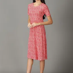 SHOWOFFFF Print A-Line Dress image 4