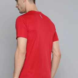 HRX By Hrithik Roshan Training Men Formula Red Rapid-Dry Brand Carrier Tshirts image 4