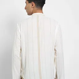 indus route by Pantaloons Men Thread Work Kurta image 2