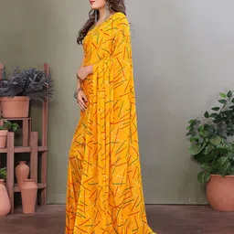 Moda Rapido Abstract Printed Saree image 4