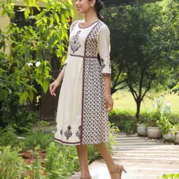 SAVI White Cotton Printed A-Line Dress image 4