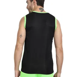 FTX Pack Of 4 Colourblocked Round Neck T-shirt image 5