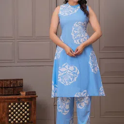 BAESD Women Floral Printed Pure Cotton Kurta with Trousers-image-90