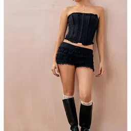 LULU & SKY Women Slim Fit Low-Rise Shorts image 1